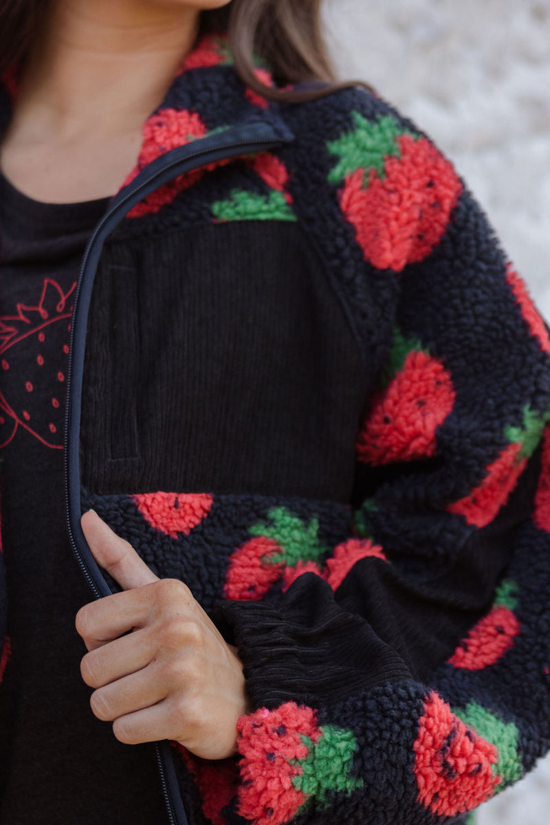 VERY BERRY FLEECE JACKET – RAOK boutique