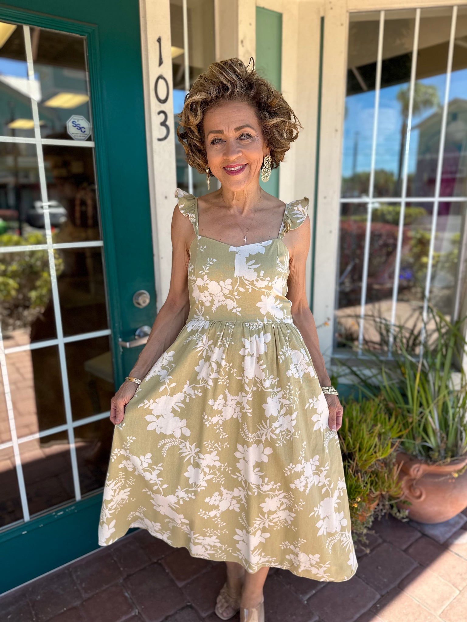 GRACEFUL BLOOM LINEN FLORAL MAXI DRESS RAOK boutique GRACEFUL BLOOM LINEN FLORAL MAXI DRESS RAOK boutique
