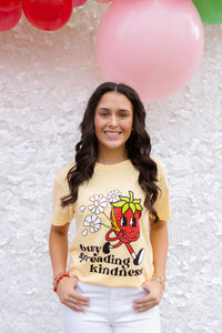 BUSY SPREADING KINDNESS COMFORT COLORS TEE