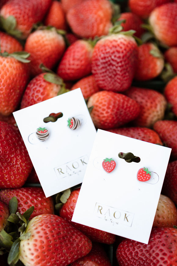 SO SWEET BERRY STUD EARRINGS