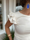 RAISED FREE FLUTTER SLEEVE TOP