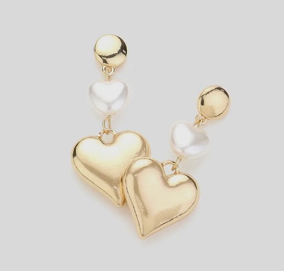 LOVELY PEARL HEART DANGLE EARRINGS