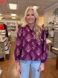 HARD TO OVERLOOK FLORAL PRINT TOP