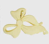 THE LARGE BOW CLAW CLIP