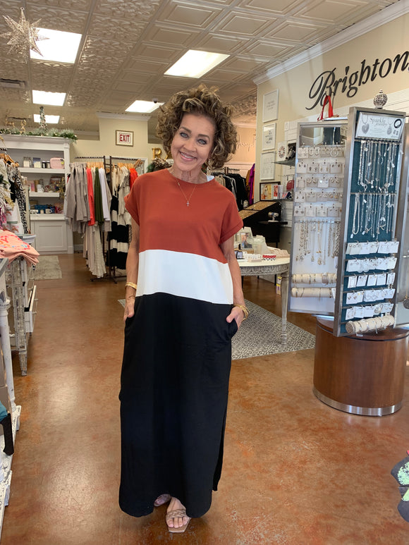 FUN FEELING COLOR BLOCK DRESS