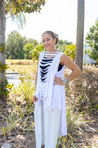 SLITBACK CONVERTIBLE SHAWL