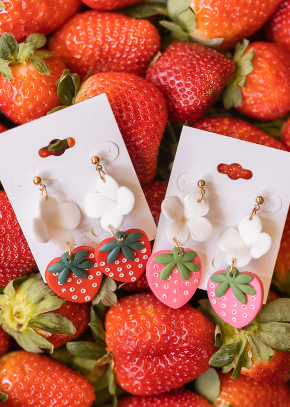 BLOSSOM BERRY CLAY EARRING