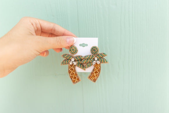 HOLIDAY IN THE SUN BEED EARRING