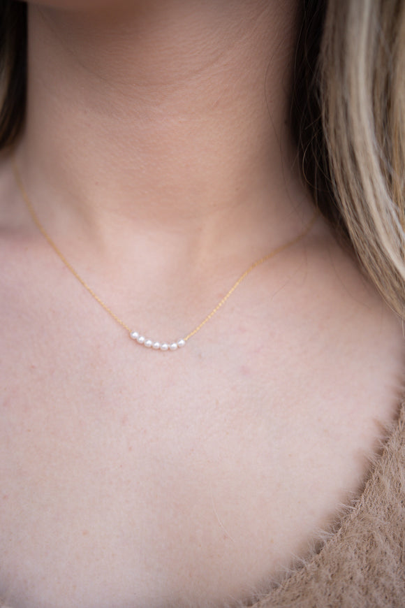 THE MAMIE DELICATE PEARL NECKLACE